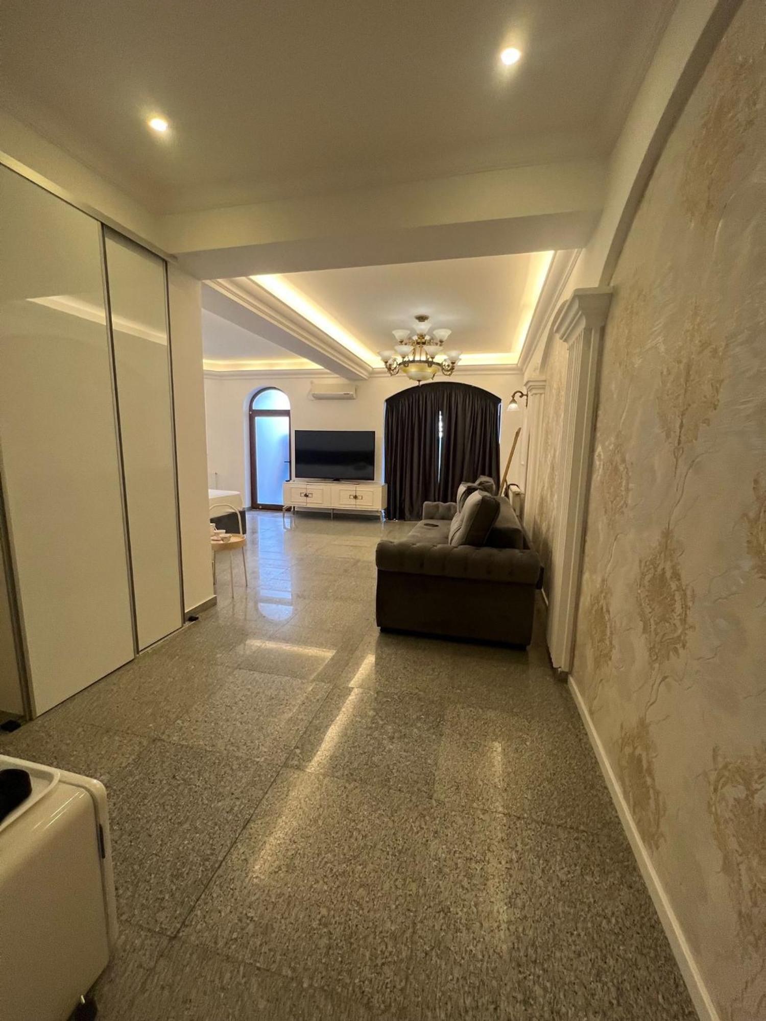 Ami Residence Bucharest Airport,Therme&Free Parking 奥托佩尼 外观 照片