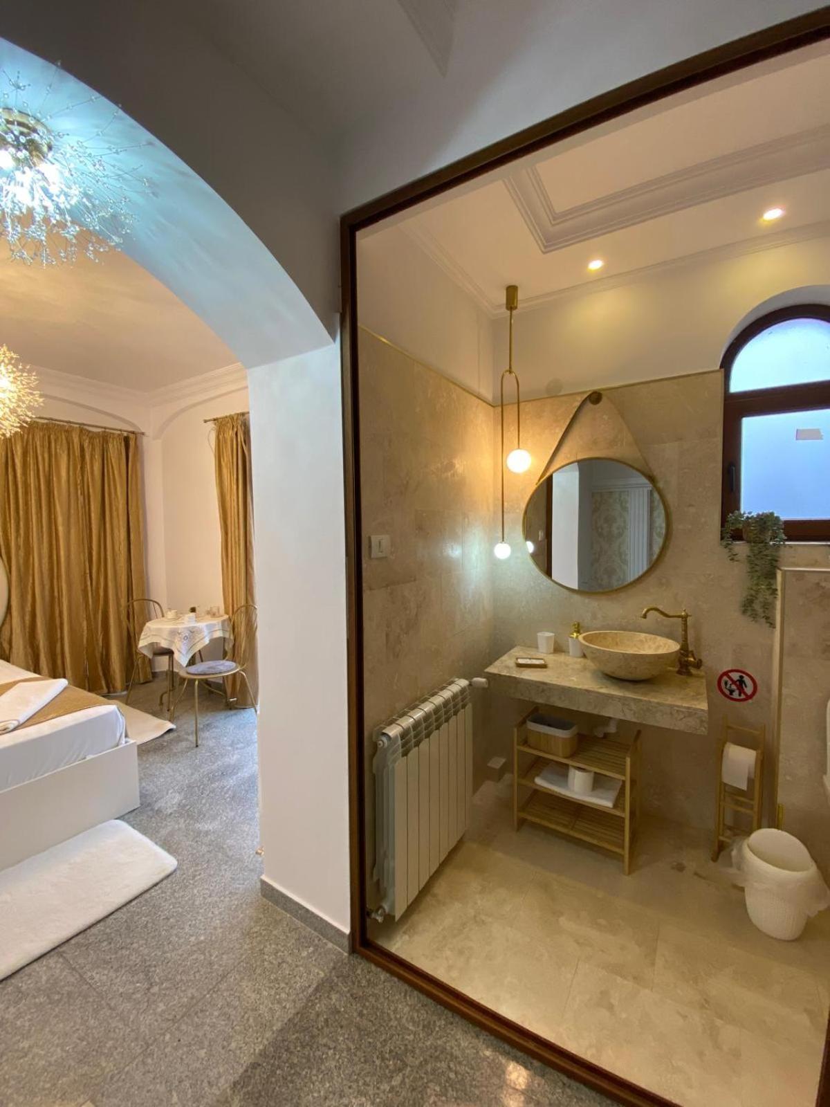Ami Residence Bucharest Airport,Therme&Free Parking 奥托佩尼 外观 照片